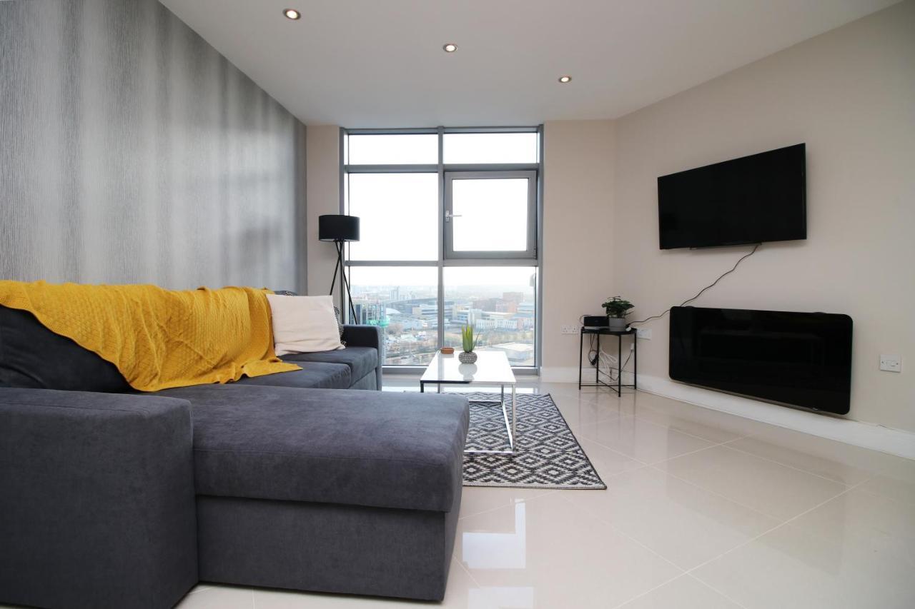 The Skyline - Luxury City Centre Flat With Designated Parking Cardiff Extérieur photo