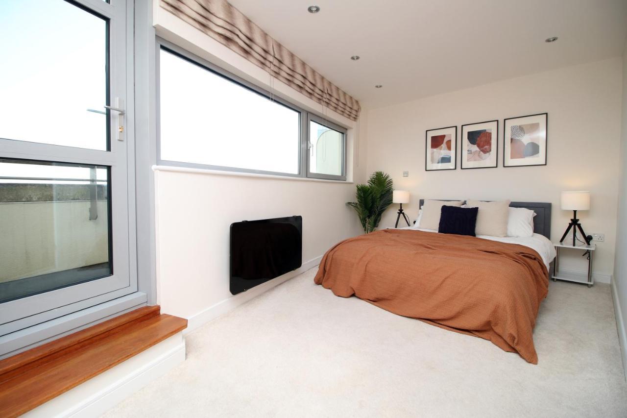 The Skyline - Luxury City Centre Flat With Designated Parking Cardiff Extérieur photo