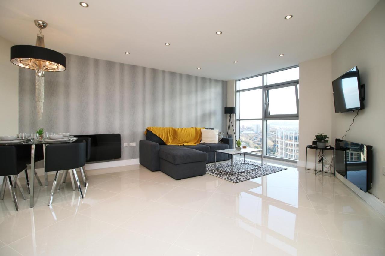 The Skyline - Luxury City Centre Flat With Designated Parking Cardiff Extérieur photo