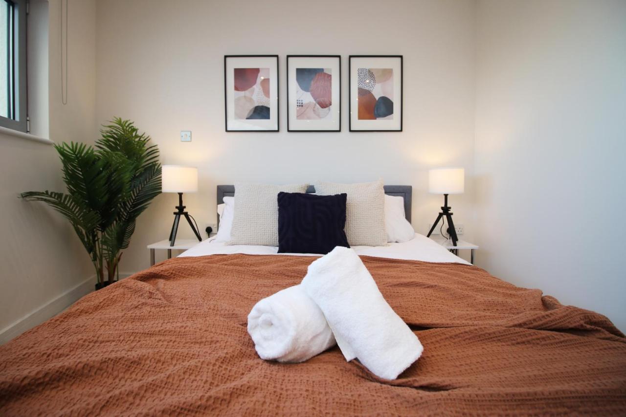 The Skyline - Luxury City Centre Flat With Designated Parking Cardiff Extérieur photo