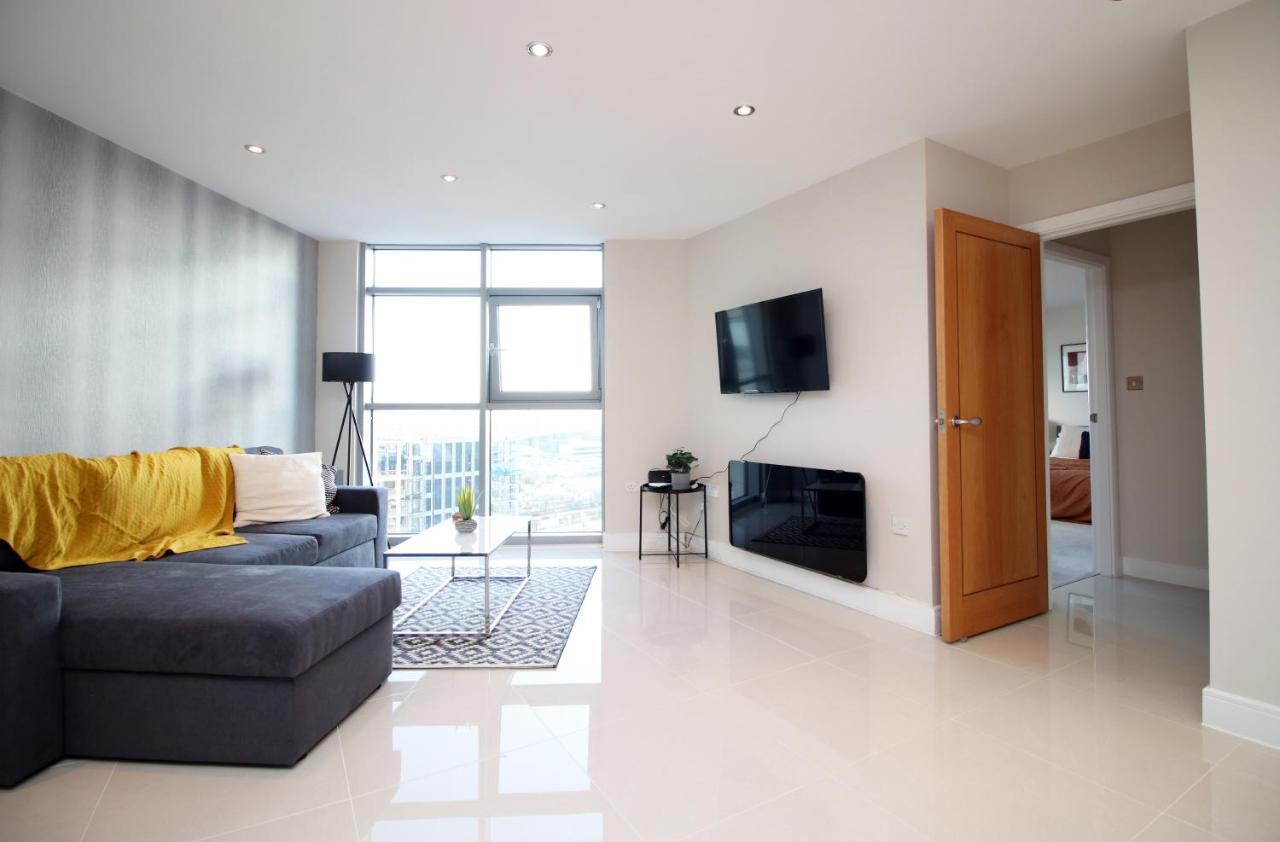 The Skyline - Luxury City Centre Flat With Designated Parking Cardiff Extérieur photo