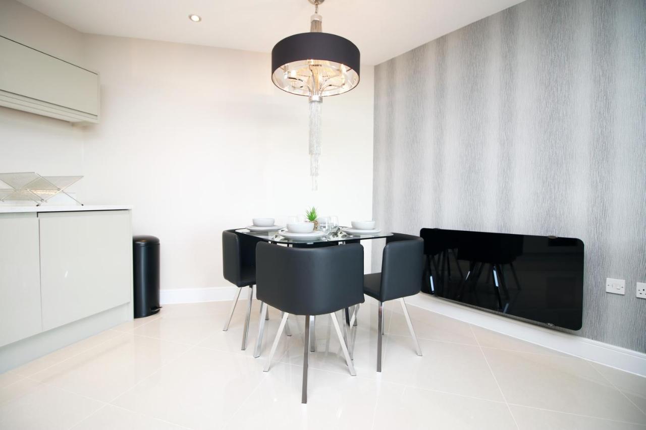 The Skyline - Luxury City Centre Flat With Designated Parking Cardiff Extérieur photo