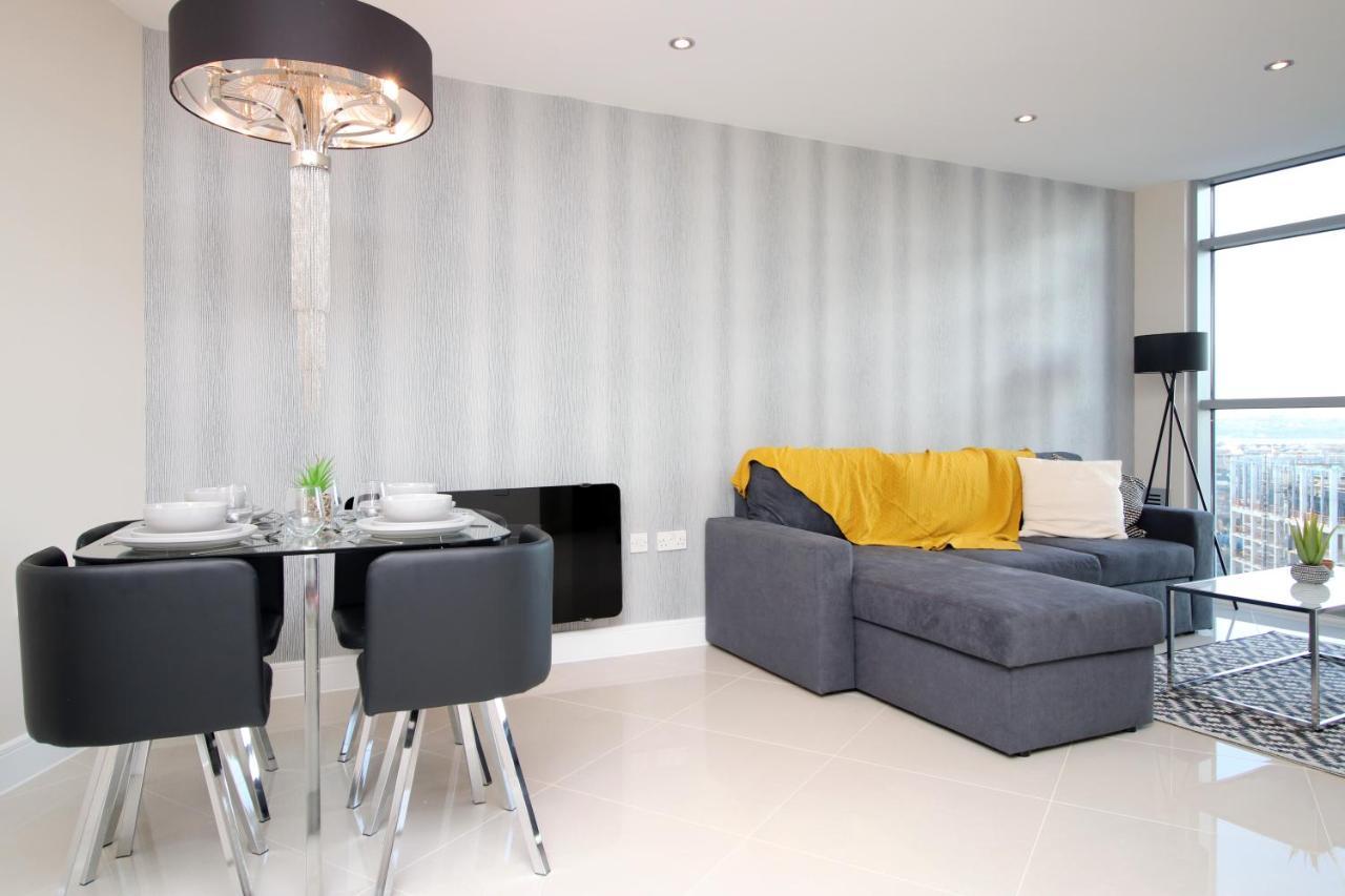 The Skyline - Luxury City Centre Flat With Designated Parking Cardiff Extérieur photo