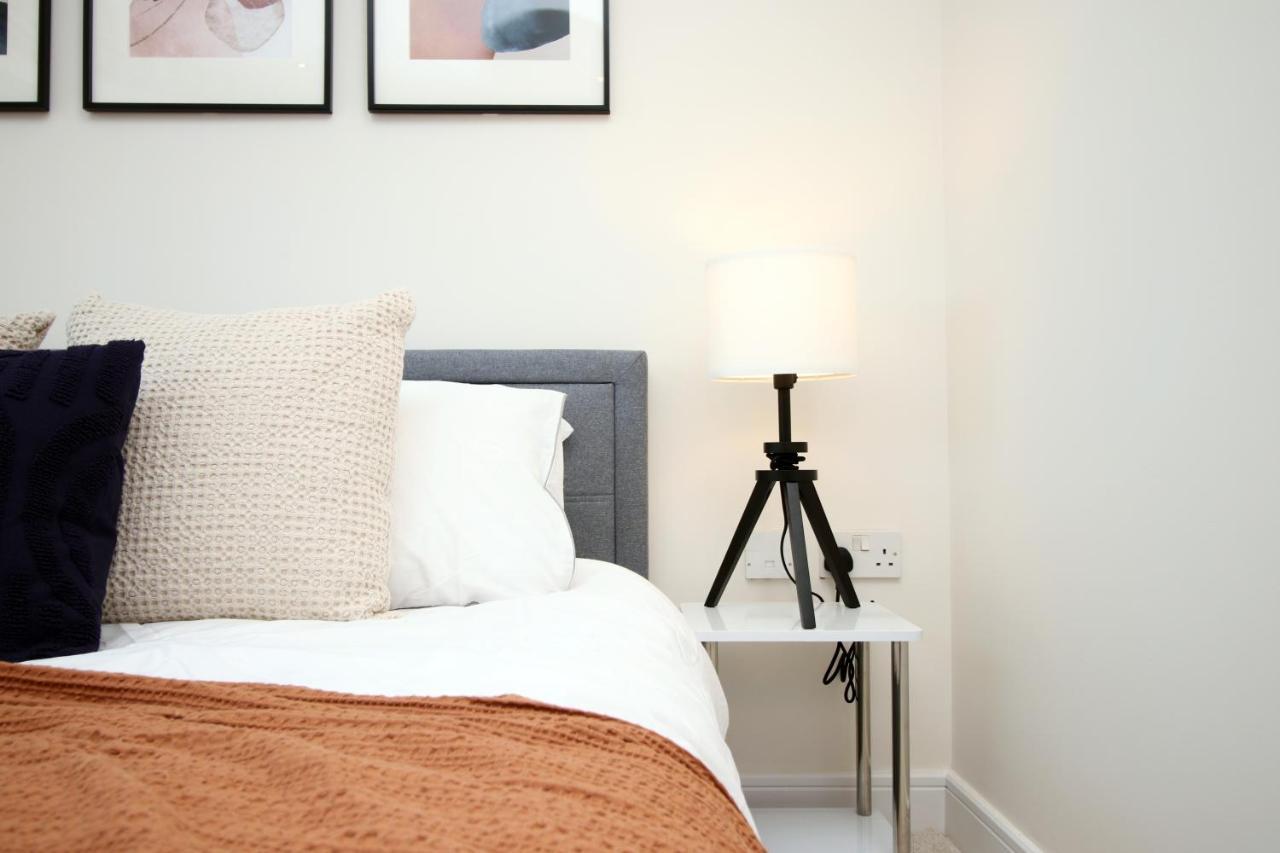 The Skyline - Luxury City Centre Flat With Designated Parking Cardiff Extérieur photo