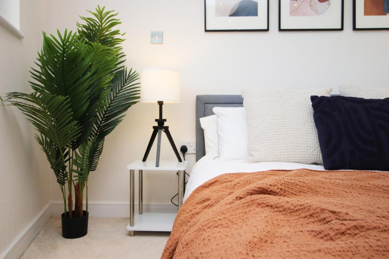 The Skyline - Luxury City Centre Flat With Designated Parking Cardiff Extérieur photo