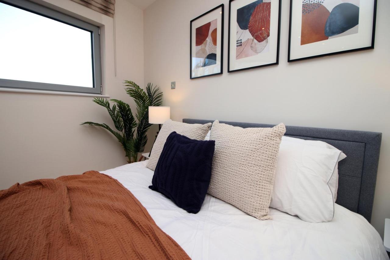The Skyline - Luxury City Centre Flat With Designated Parking Cardiff Extérieur photo