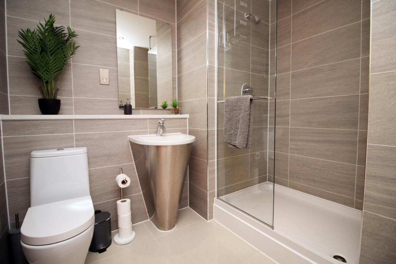 The Skyline - Luxury City Centre Flat With Designated Parking Cardiff Extérieur photo