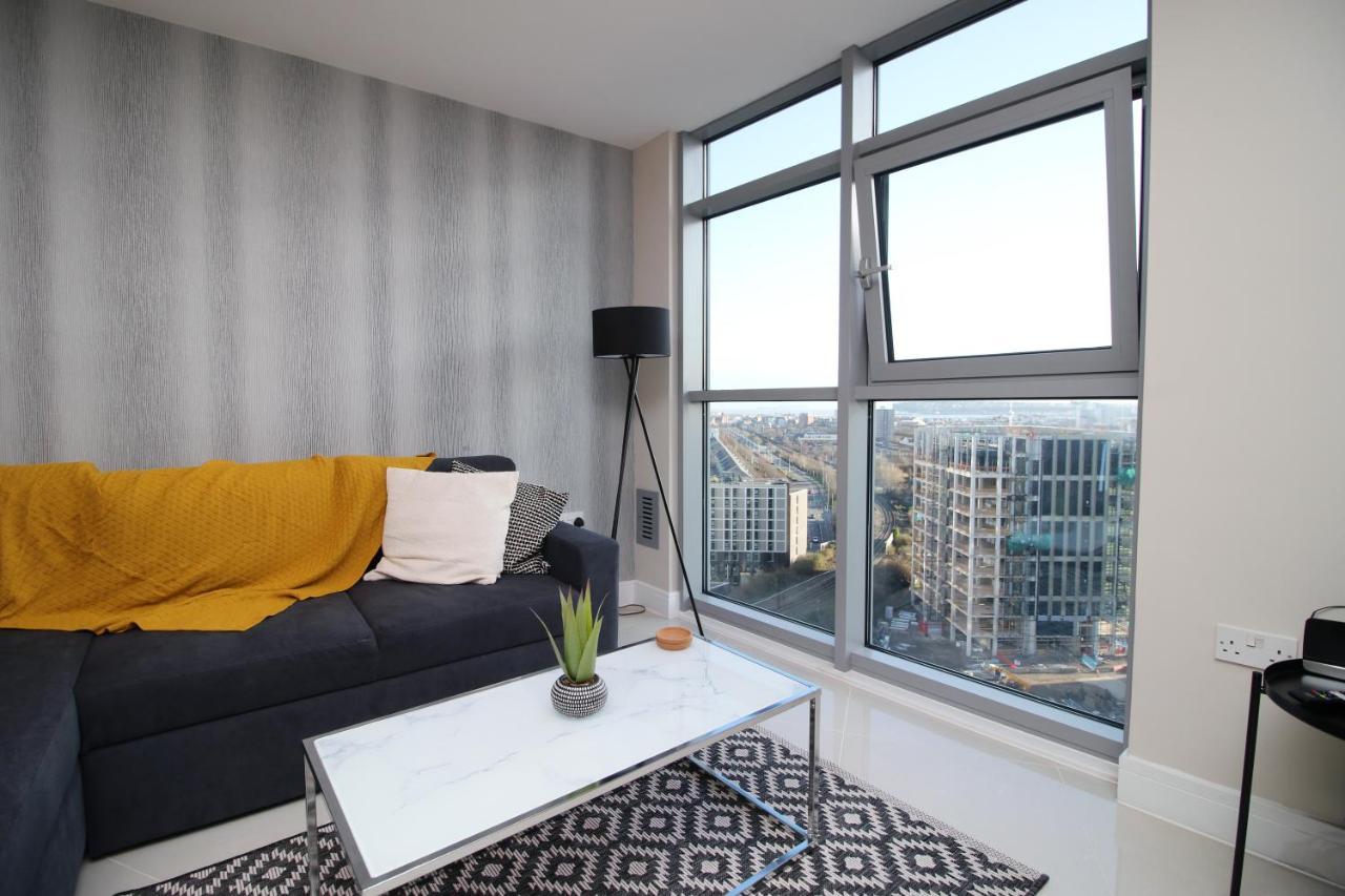 The Skyline - Luxury City Centre Flat With Designated Parking Cardiff Extérieur photo
